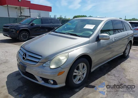 2008 Mercedes-Benz R 350 4Matic из США, поврежденный, VIN 4JGCB65E78A076881